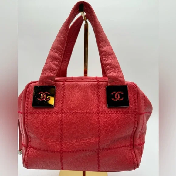 Chanel-Authentic- Caviar Leather Chocolate Bar Cube Shoulder Bag - Coral - Picture 3 of 17